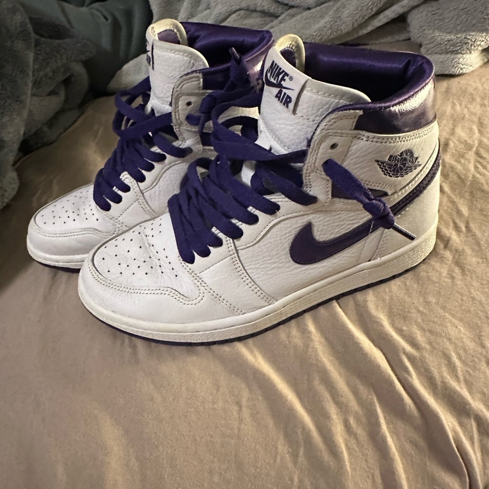 Nike Air High-Top Sneakers - White and Purple